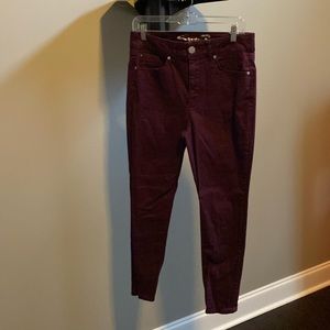 EUC Seven7 Women's Skinny Jeans in Deep Burgundy